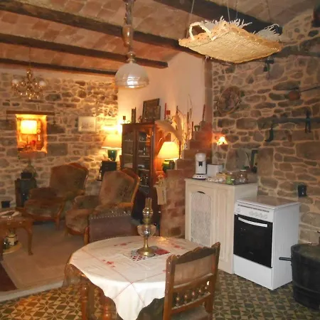 Petite Maison Aux Portes Des Cevennes Vakantiehuis
